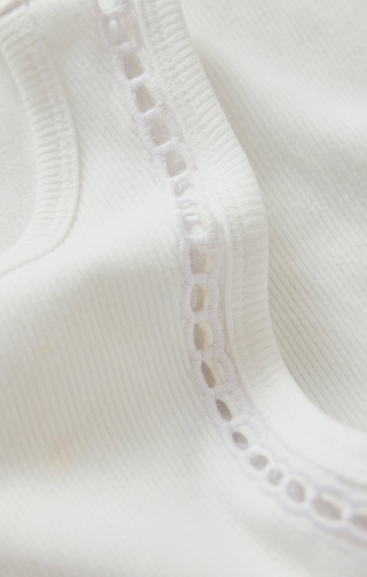 Boa Rib Tank